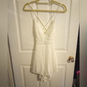 Lulus White jumper, lace, strappy, NWT size medium